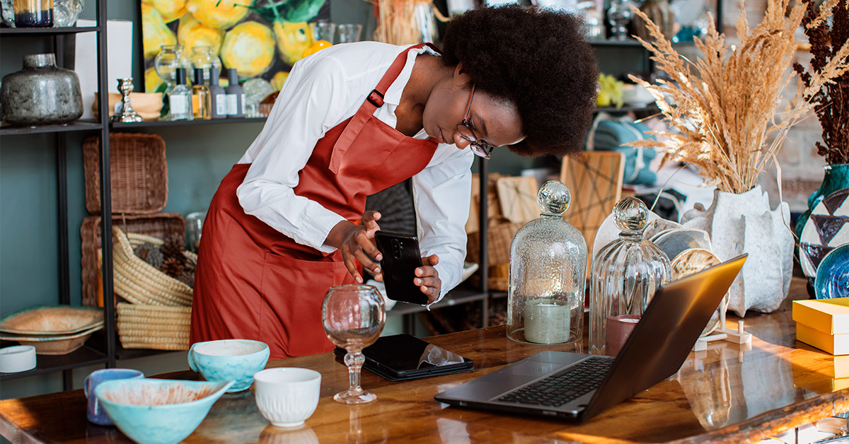 Easy Design Tools To Create Your Social Media Posts